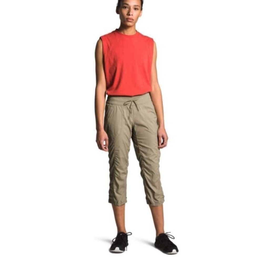 The North Face Aphrodite 2.0  Tan Capris S Studio Pants - Picture 3 of 9